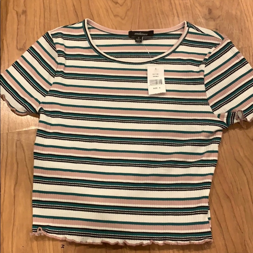Cropped tee shirt